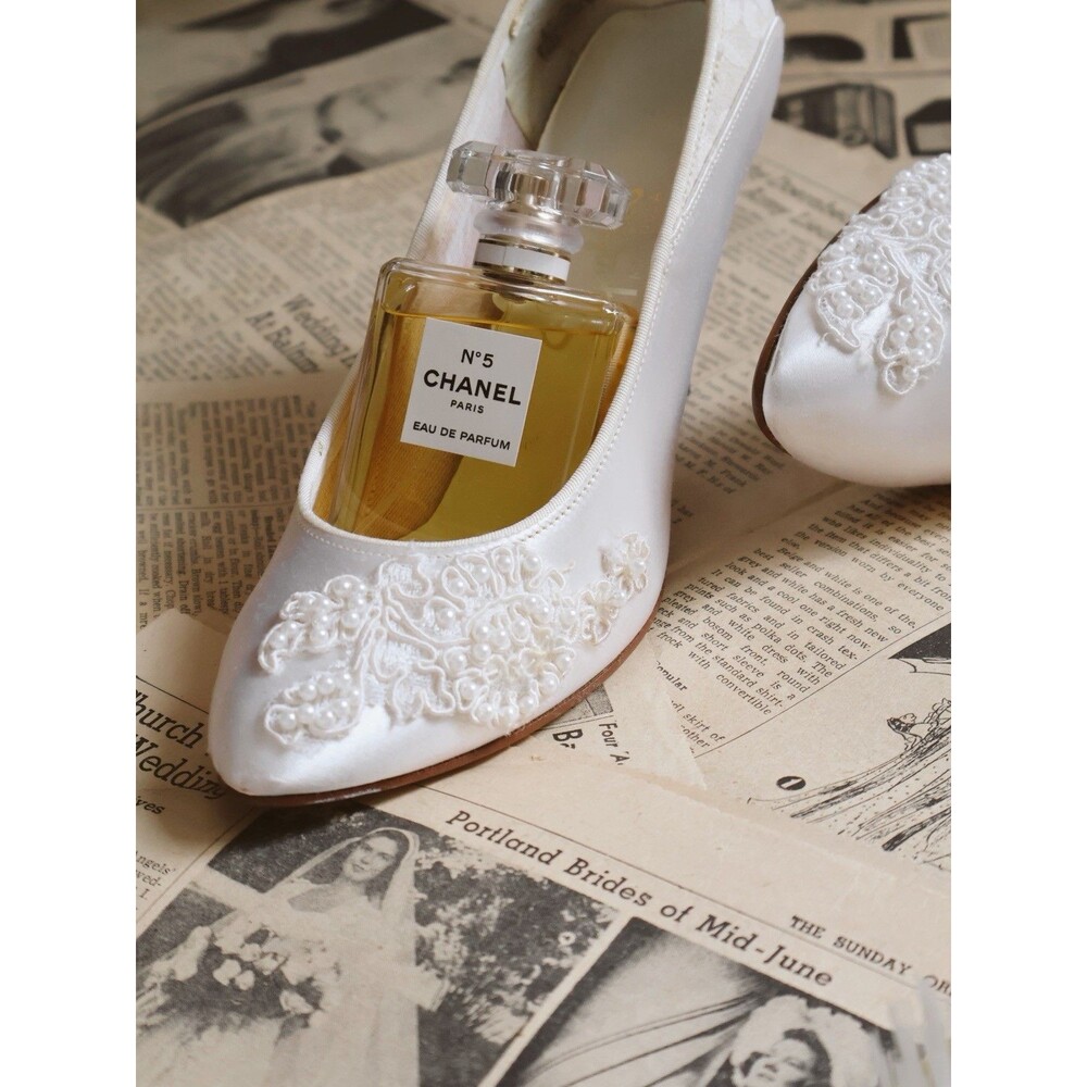 Vintage Dyeables Bridal Shoes White Silk Pearl Beaded Wedding Pumps Satin USA